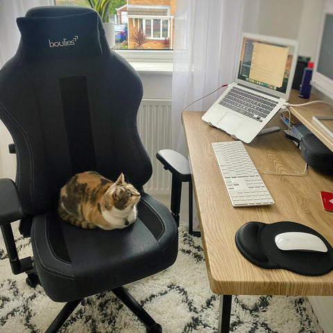 ゲーミング チェア 日本 製​